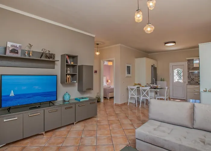 Dina Апартаменты *