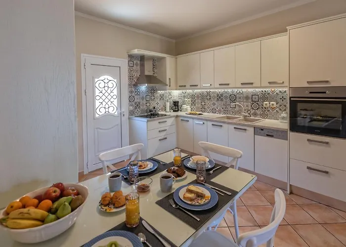 Dina Διαμέρισμα